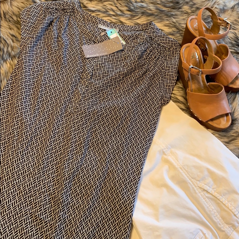 Daniel Rainn Black/White Dress Blouse